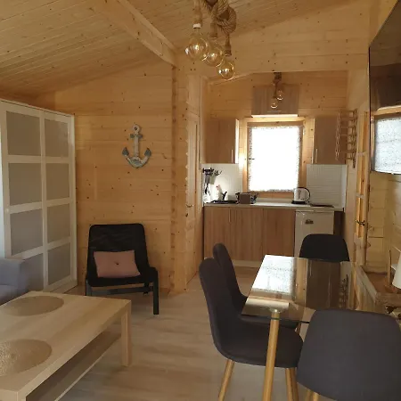 W Charzy Pod Kotwica -