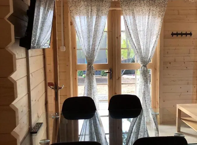 W Charzy Pod Kotwica -